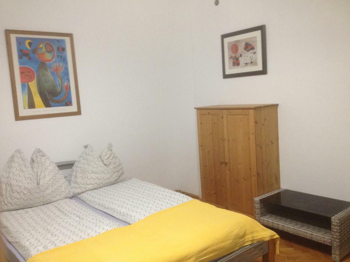 Apartman Luca Nyiregyhaza Ngoại thất bức ảnh