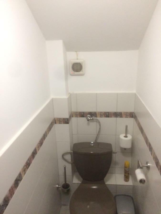 Apartman Luca Nyiregyhaza Ngoại thất bức ảnh